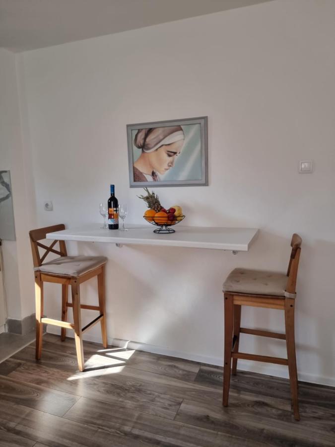 Lavanda Livno Buitenkant foto