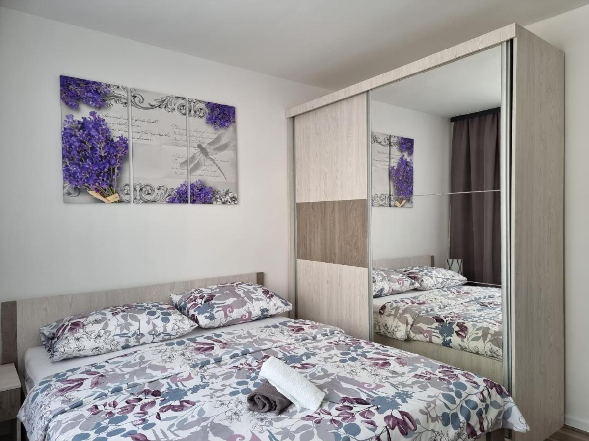 Lavanda Livno Buitenkant foto
